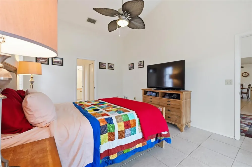 4523 4TH AVENUE NE Bradenton, FL 34208