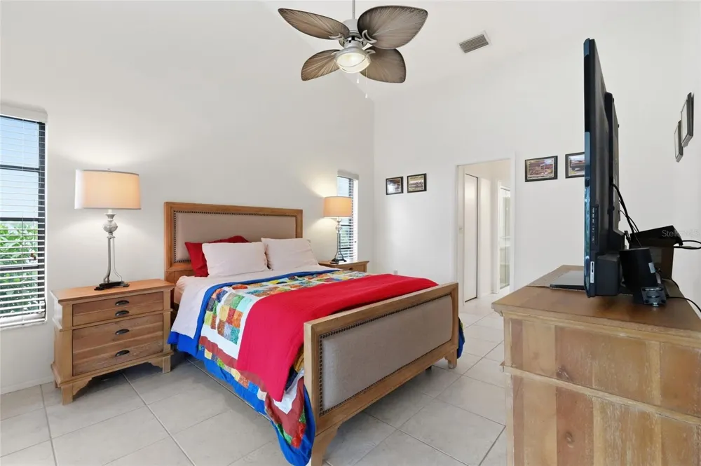 4523 4TH AVENUE NE Bradenton, FL 34208