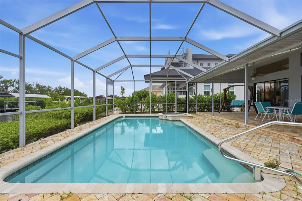 4523 4TH AVENUE NE Bradenton, FL 34208