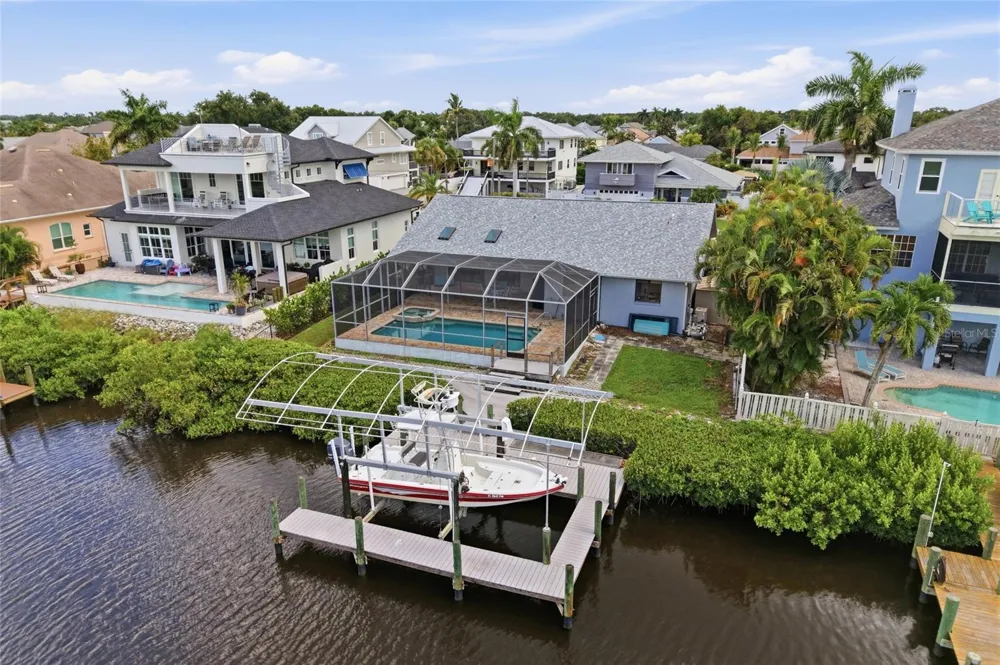 4523 4TH AVENUE NE Bradenton, FL 34208