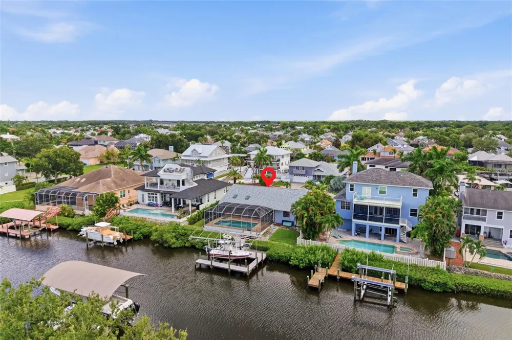 4523 4TH AVENUE NE Bradenton, FL 34208