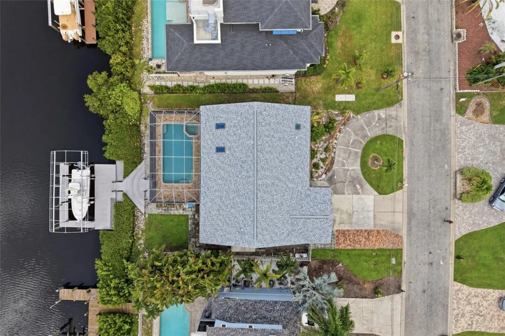 4523 4TH AVENUE NE Bradenton, FL 34208