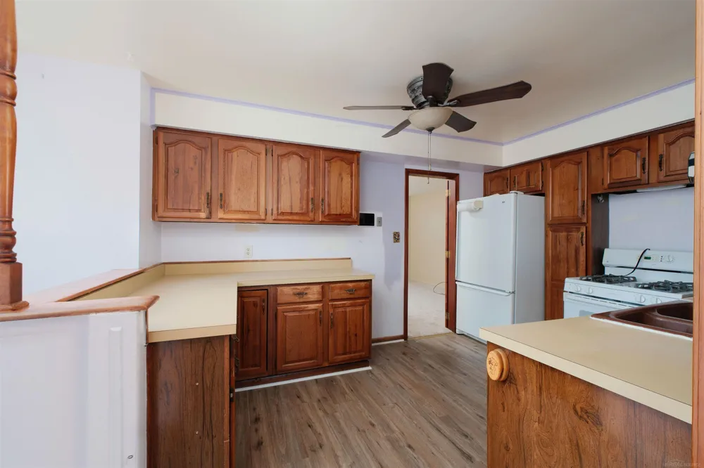 19439 Heckman Street Clinton Charter Township, MI 48035
