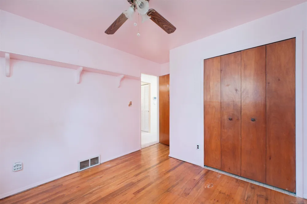 19439 Heckman Street Clinton Charter Township, MI 48035