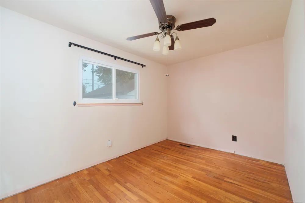 19439 Heckman Street Clinton Charter Township, MI 48035