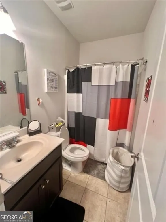 1897 Hanwoo LN Powder Springs, GA 30127