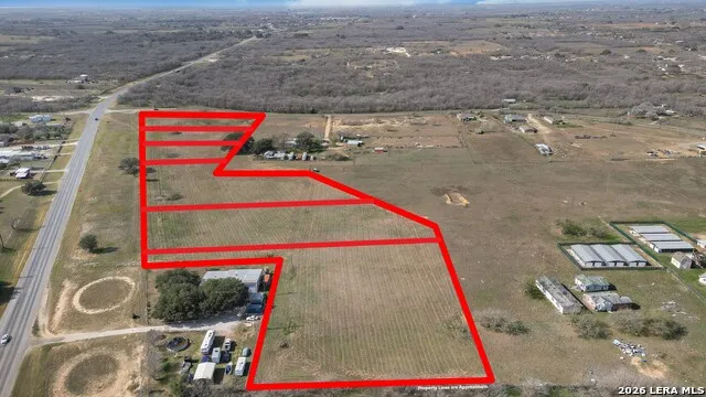 5813 S LOOP 1604 W Von Ormy, TX 78073