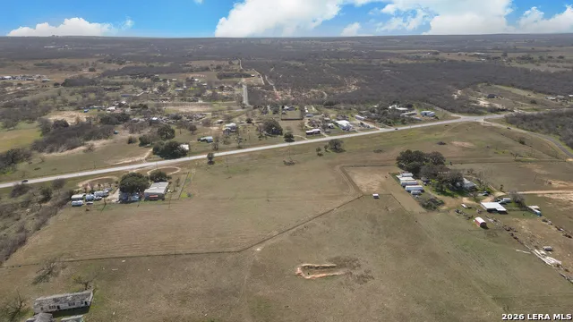 5813 S LOOP 1604 W Von Ormy, TX 78073