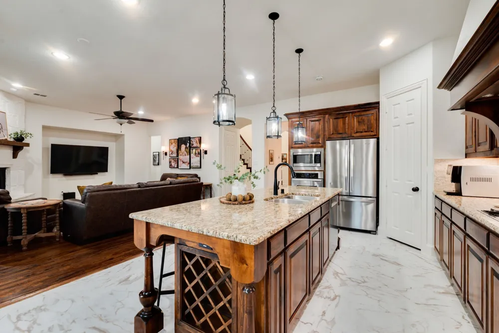 8700 Scarlet Trail Lantana, TX 76226