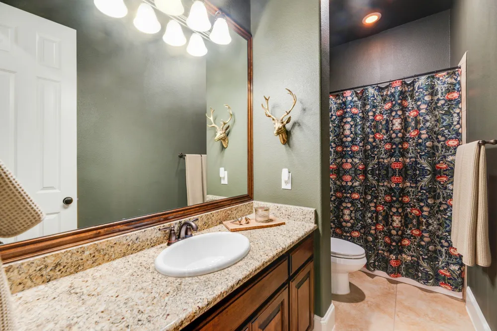 8700 Scarlet Trail Lantana, TX 76226