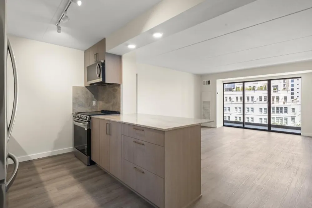 2460 Peachtree Road NE #903 Atlanta, GA 30305