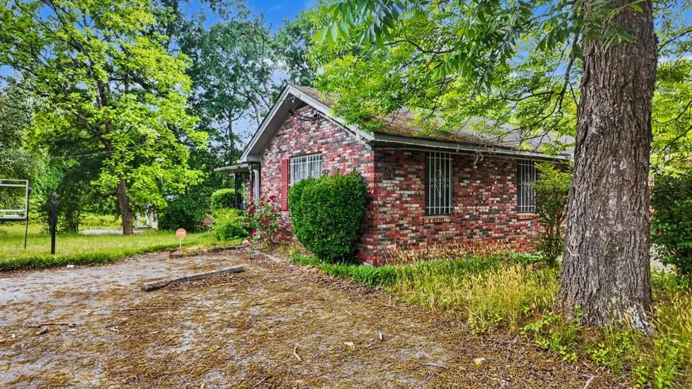 959 S Hairston Road Stone Mountain, GA 30088