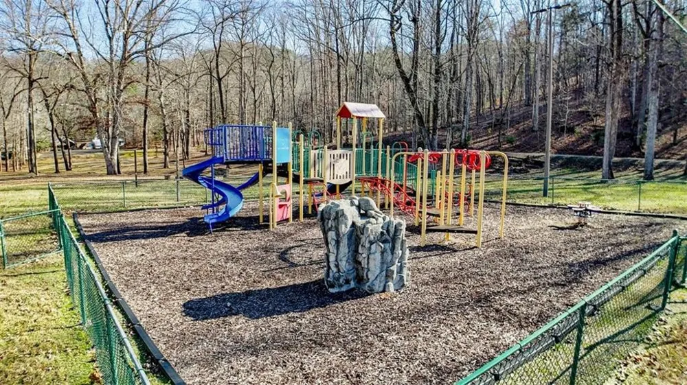172 Hunter Drive Talking Rock, GA 30175