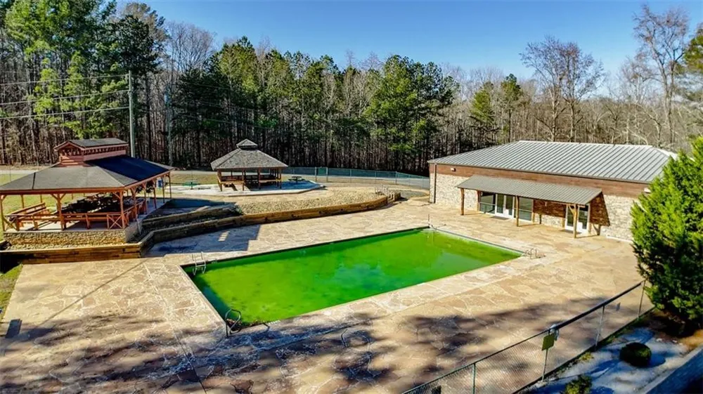 172 Hunter Drive Talking Rock, GA 30175