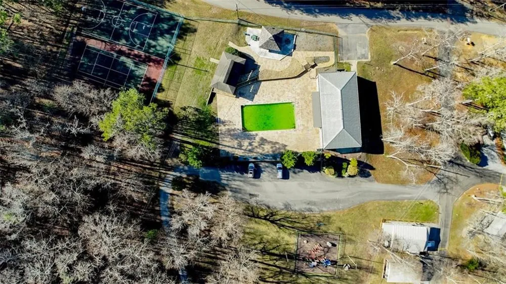 172 Hunter Drive Talking Rock, GA 30175