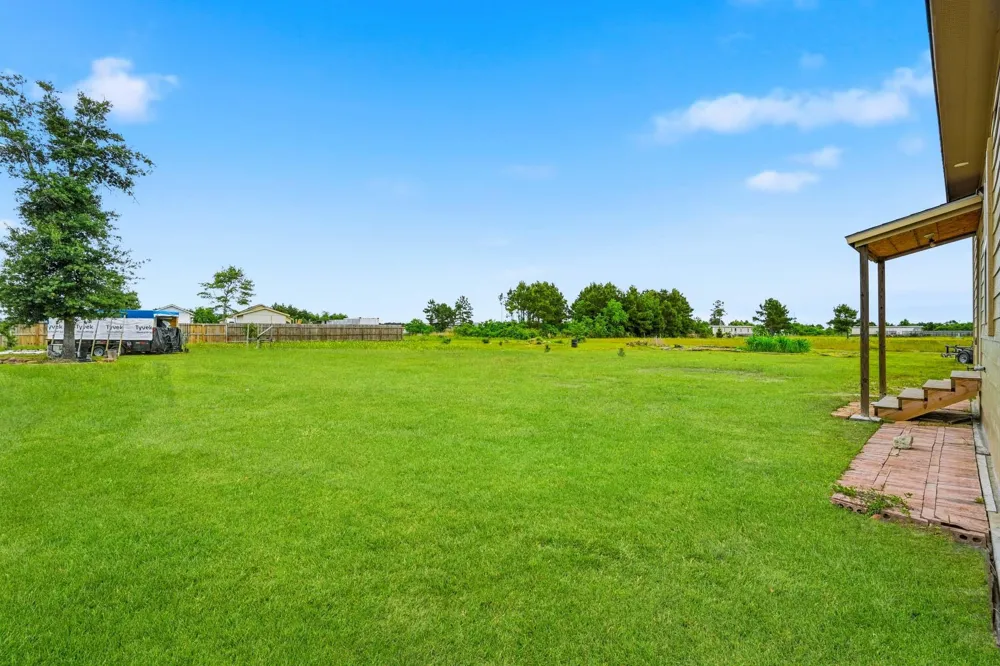 3816 Road 5210 Cleveland, TX 77327