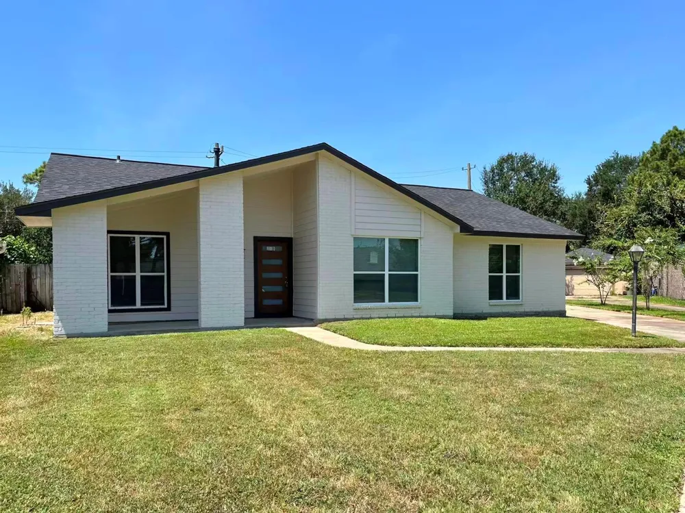 2910 Cherry Hills Drive Missouri City, TX 77459