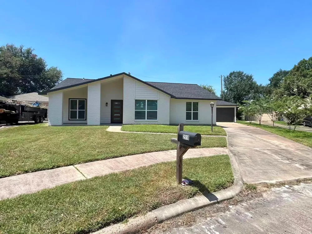 2910 Cherry Hills Drive Missouri City, TX 77459