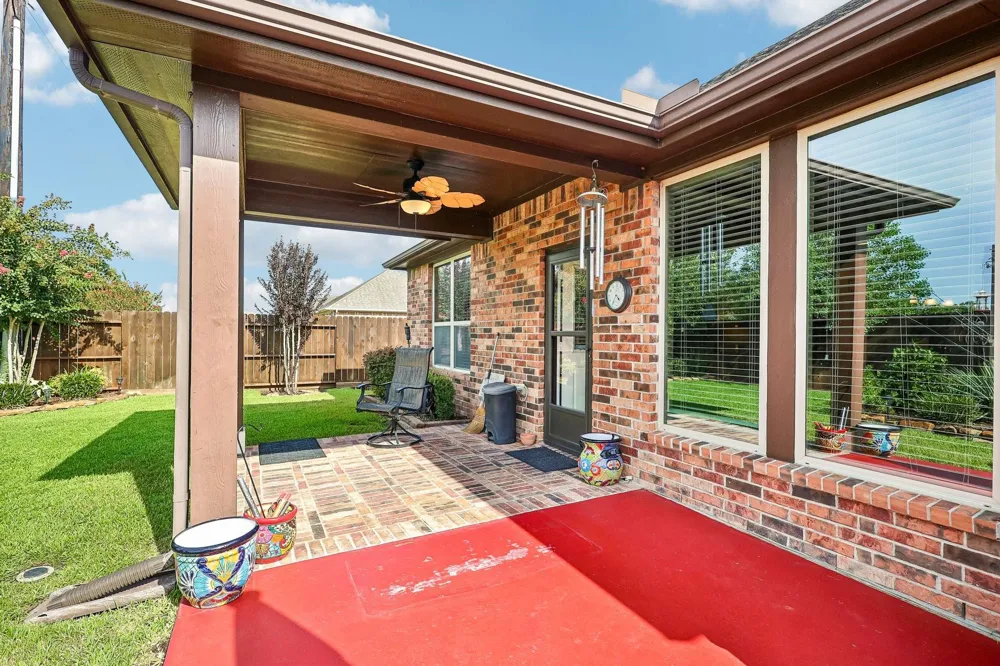230 Bayside Crossing Drive La Porte, TX 77571