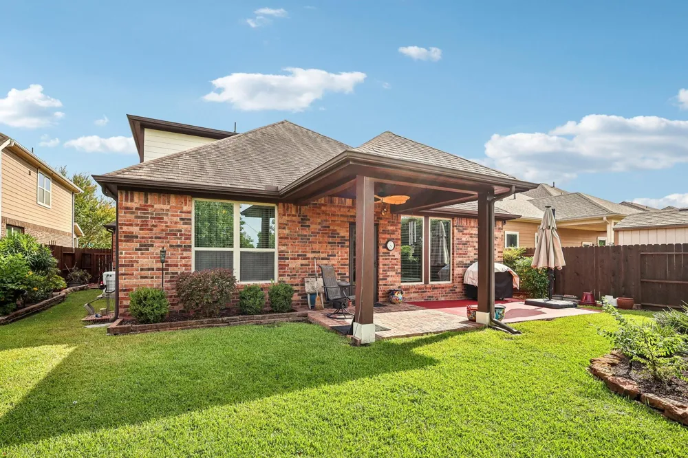230 Bayside Crossing Drive La Porte, TX 77571
