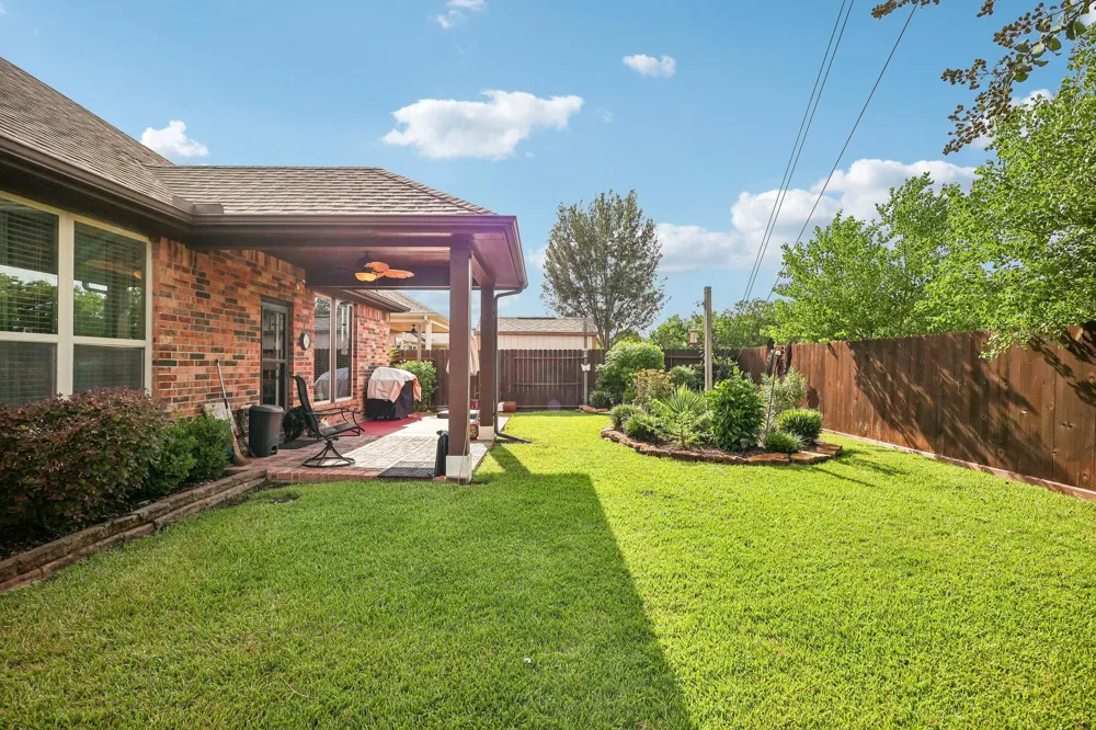 230 Bayside Crossing Drive La Porte, TX 77571