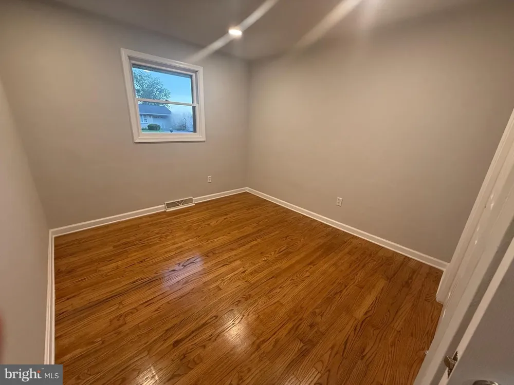 190 MOUNTAIN VIEW DRIVE York, PA 17404