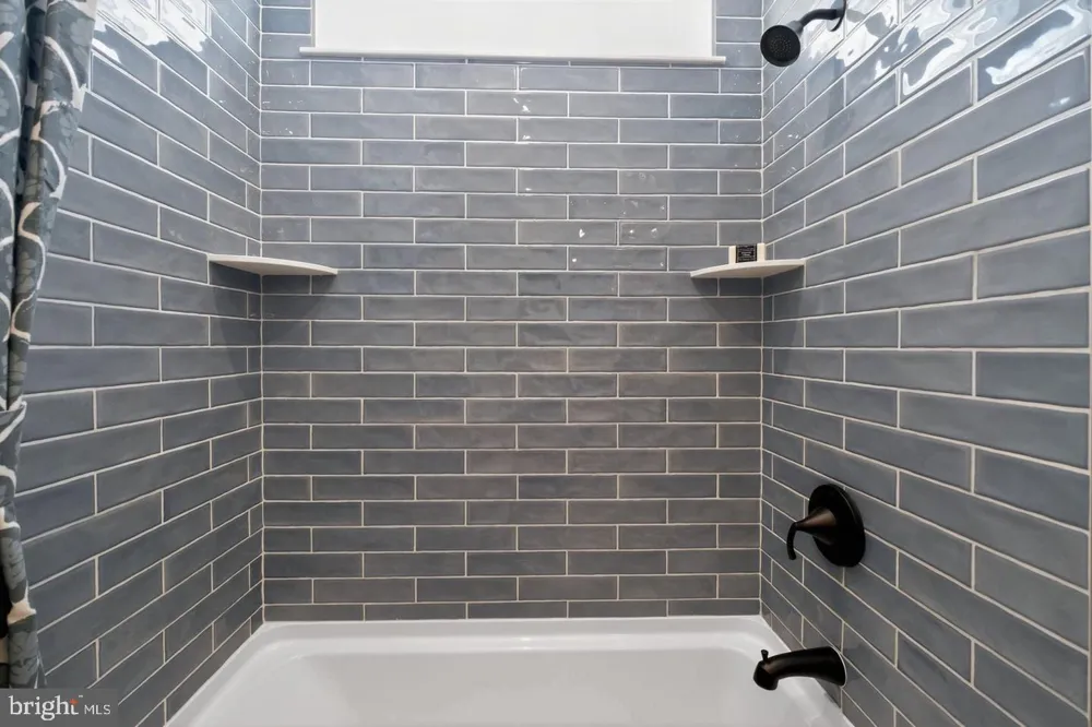 3024 NORTH CIDER DRIVE Whitehall, PA 18052