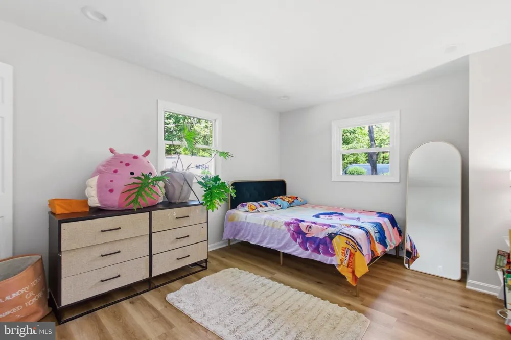 8053 ROCKY LANE Warrenton, VA 20187