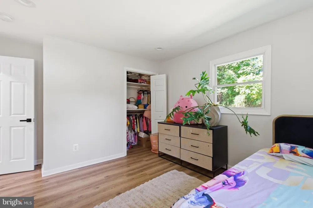 8053 ROCKY LANE Warrenton, VA 20187