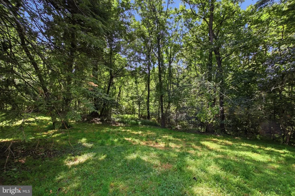 8053 ROCKY LANE Warrenton, VA 20187