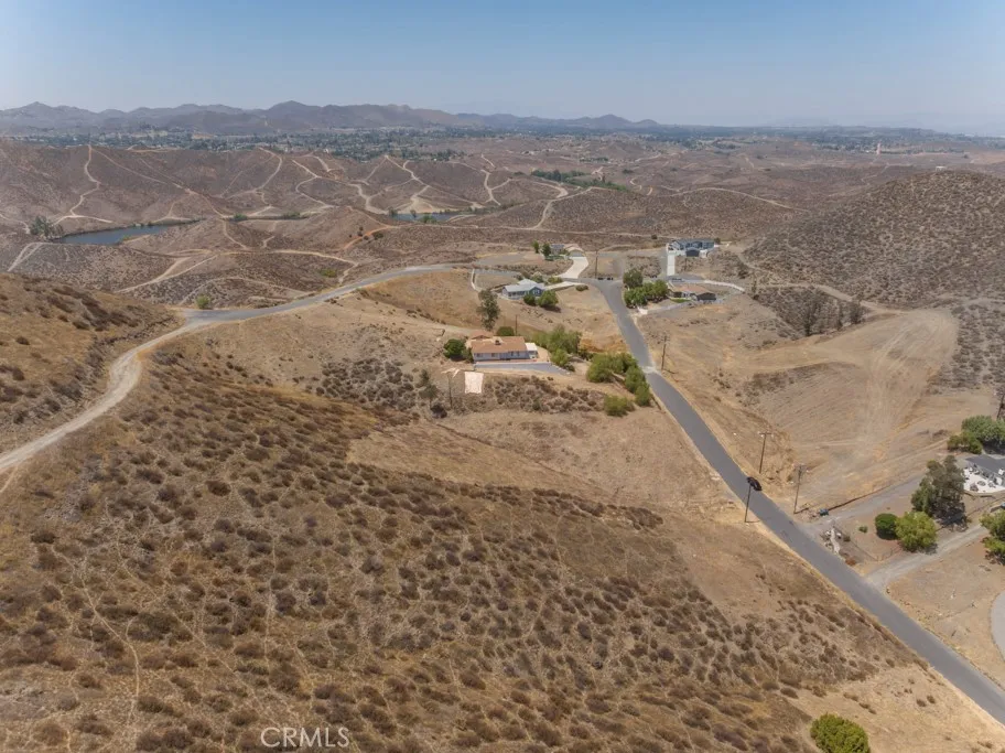 28305 Connecticut Menifee, CA 92587