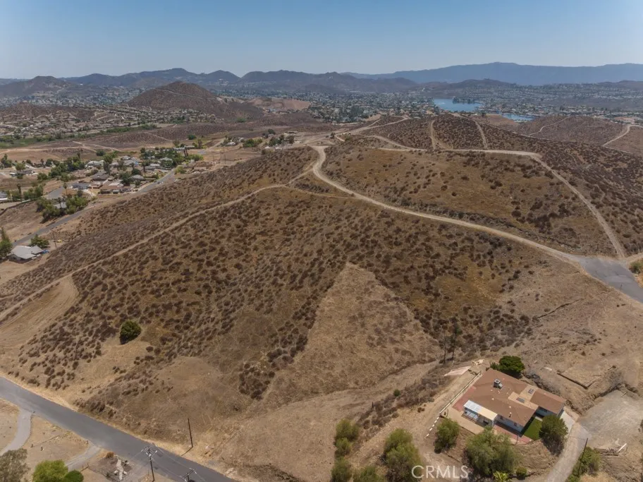 28305 Connecticut Menifee, CA 92587