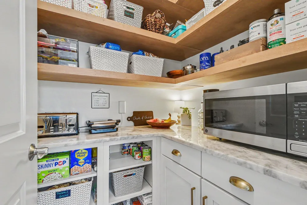 1219 Stoneshire Drive SE Grand Rapids, MI 49546