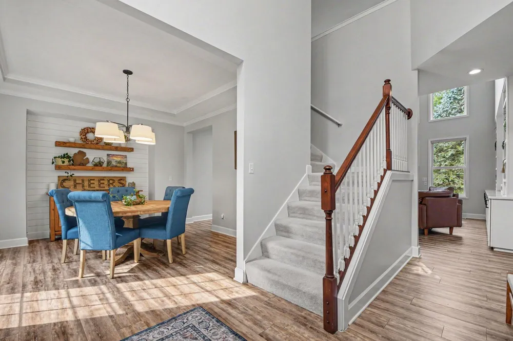1219 Stoneshire Drive SE Grand Rapids, MI 49546
