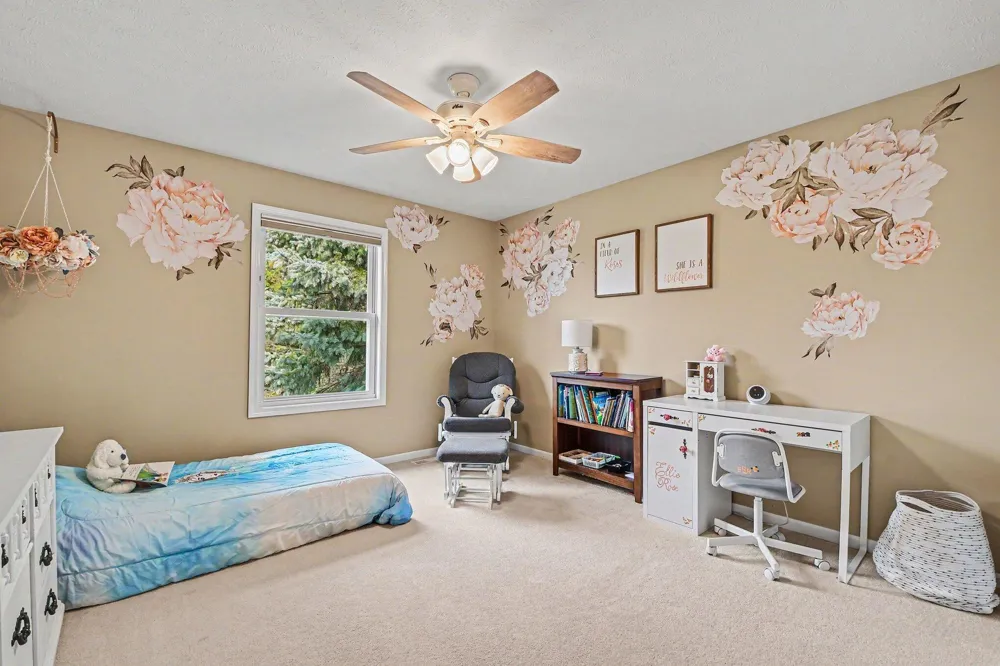 1219 Stoneshire Drive SE Grand Rapids, MI 49546