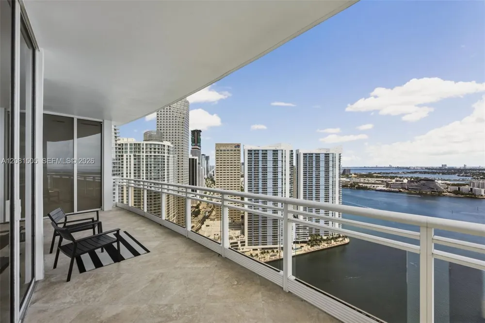 901 Brickell Key Blvd #3708 Miami, FL 33131