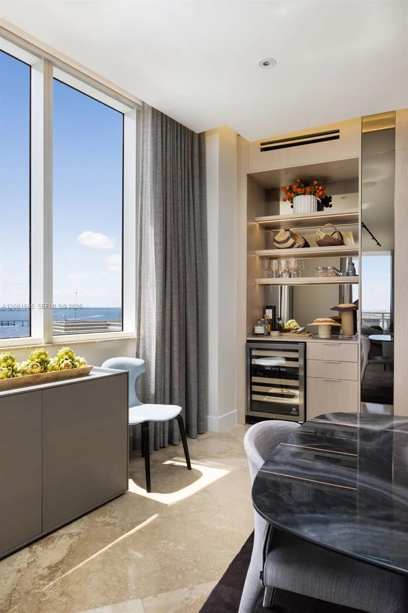 901 Brickell Key Blvd #3708 Miami, FL 33131