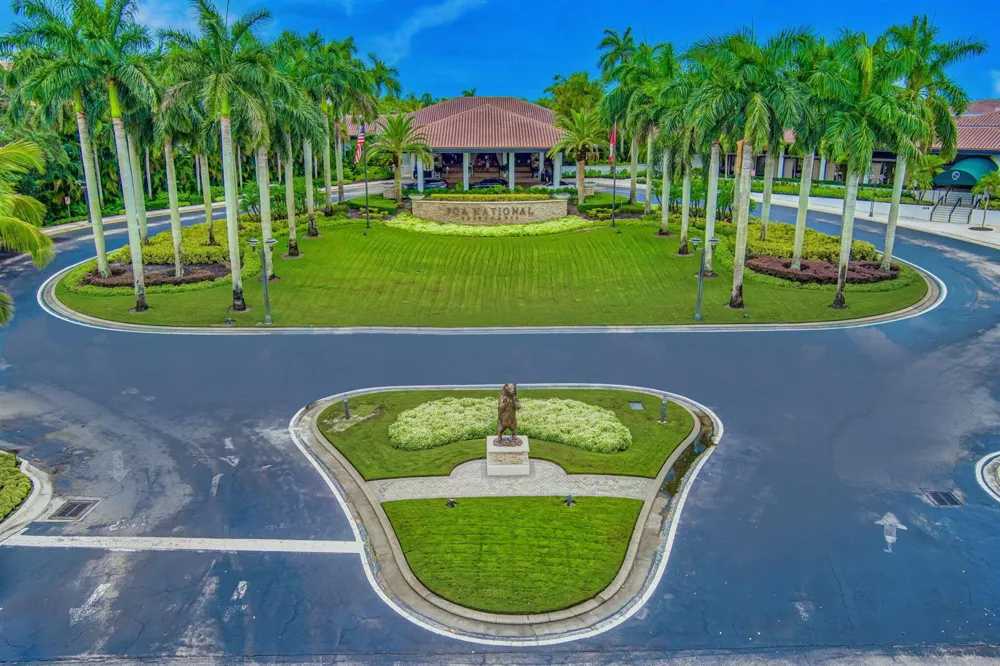 363 Prestwick Circle #1 Palm Beach Gardens, FL 33418