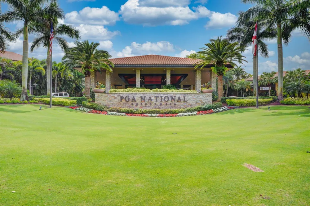 363 Prestwick Circle #1 Palm Beach Gardens, FL 33418