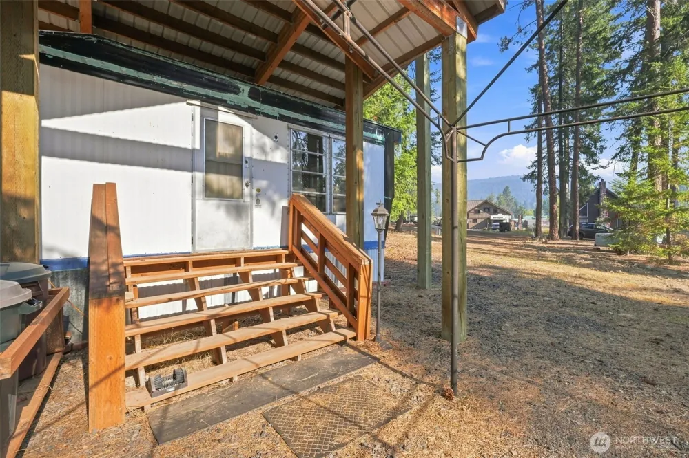 570 W Pacific Avenue Ronald, WA 98940
