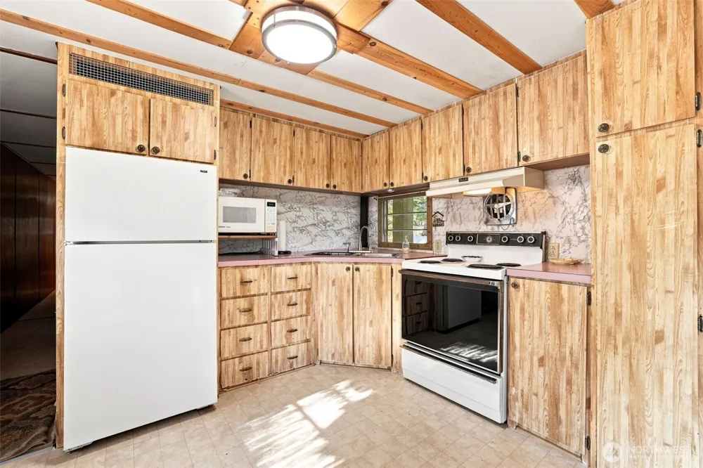 570 W Pacific Avenue Ronald, WA 98940