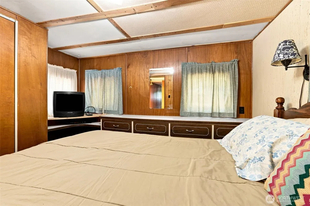570 W Pacific Avenue Ronald, WA 98940