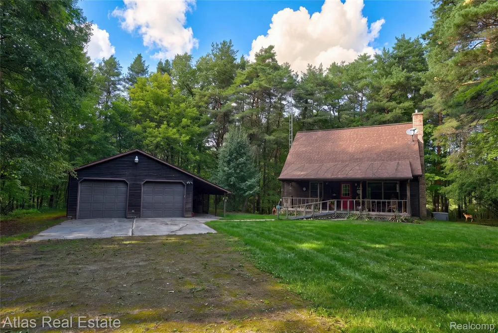 12043 Kipp Road Atlas Township, MI 48438