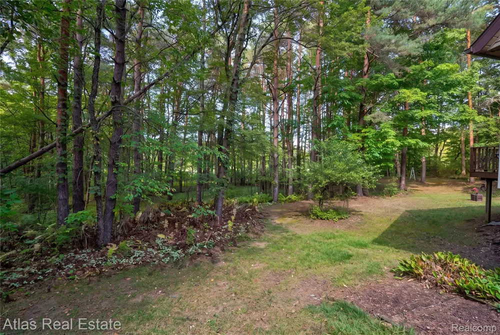 12043 Kipp Road Atlas Township, MI 48438