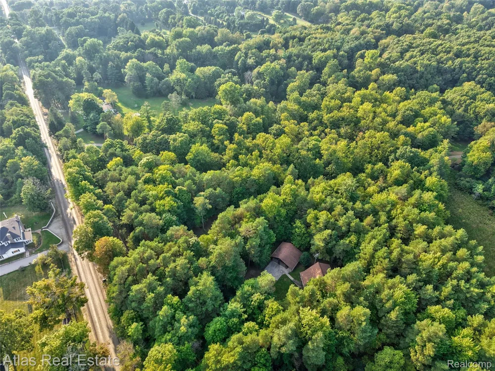12043 Kipp Road Atlas Township, MI 48438