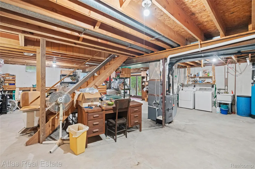12043 Kipp Road Atlas Township, MI 48438