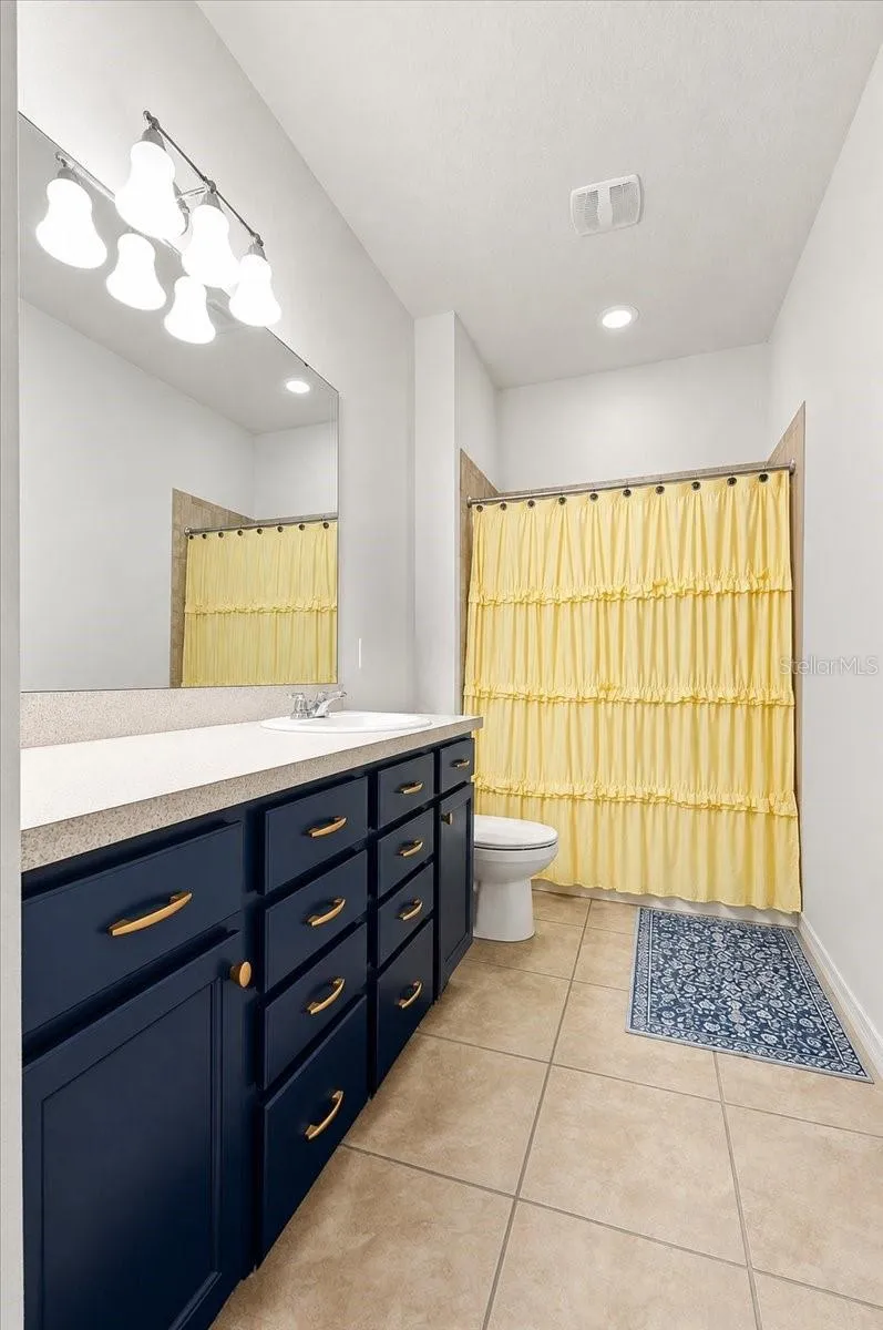 8662 RINDGE ROAD Polk City, FL 33868