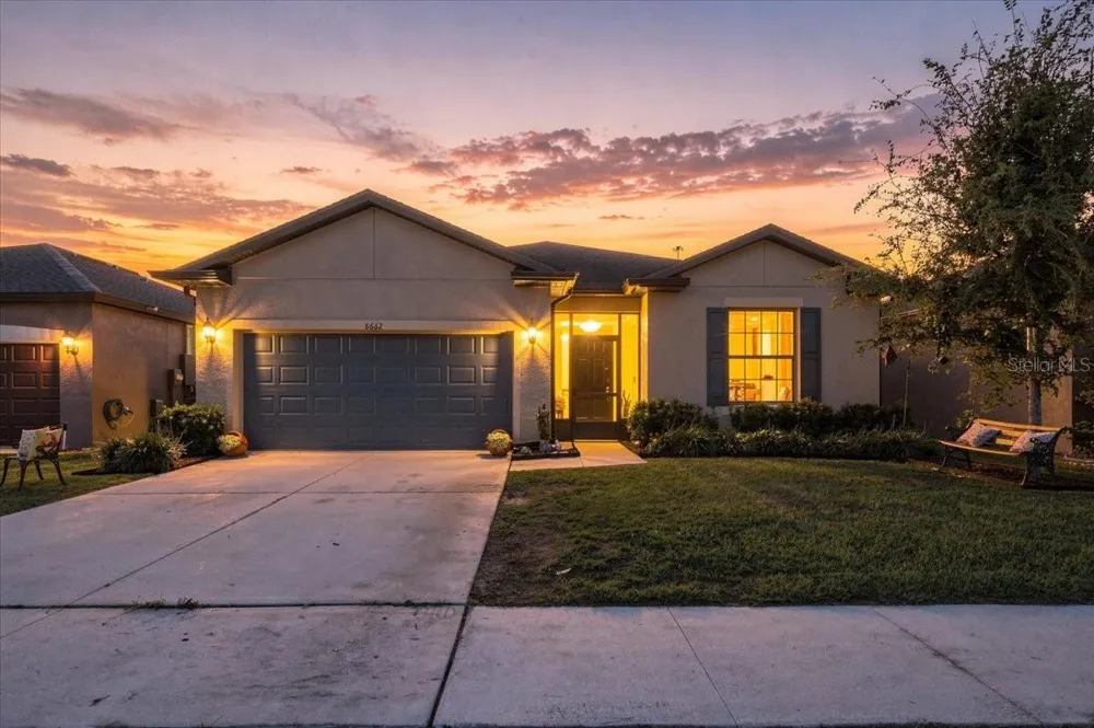 8662 RINDGE ROAD Polk City, FL 33868