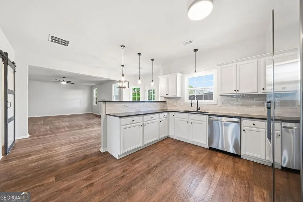 8908 Brandy Rose Douglasville, GA 30134