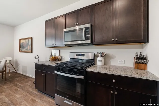 5024 Snap Hook San Antonio, TX 78261